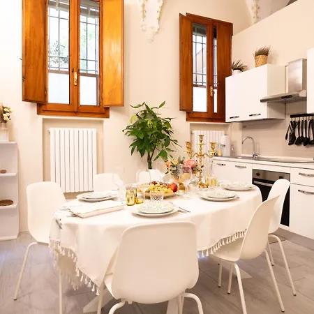 La Corte Del Borgo Bolonia